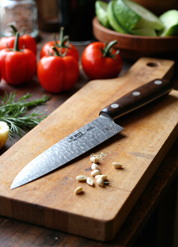<h4>Santoku Knives®</h4>